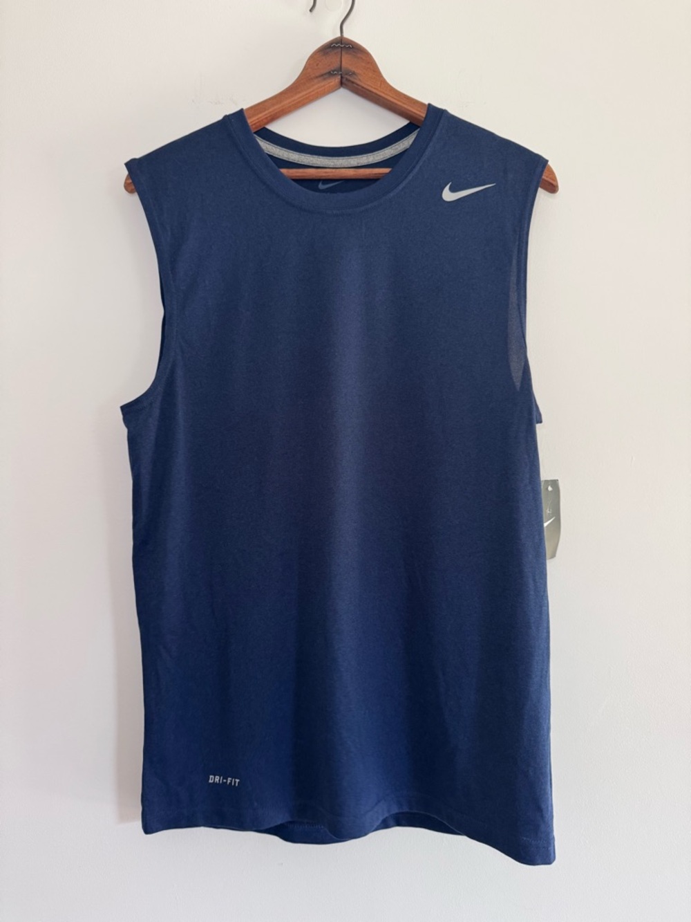 Men’s Nike Dri-fit Navy Tank Top Small NWT
